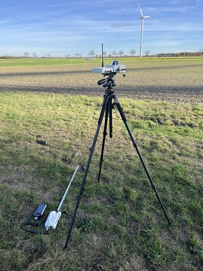 LAI-Messungen am Standort Schwüblingsen - © Janine Kelkenberg LAI-Messungen am Standort Schwüblingsen